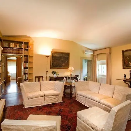 Sleeps 11 Pool Air Con Wifi * Верона