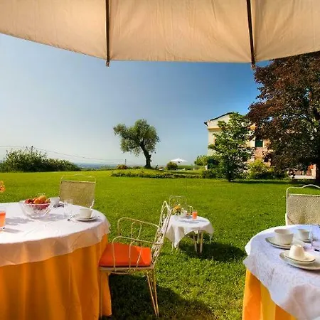 Sleeps 11 Pool Air Con Wifi Верона